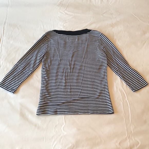 🌟LIZ CLAIBORNE Black & White Striped V-Neck Shirt - Picture 4 of 7